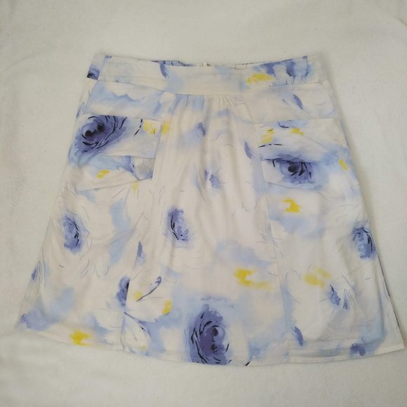 Smart Set | Floral Skirt | Size 8 - Picture 11 of 11